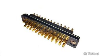 Zlacené konektory, tranzistory, procesory...