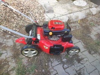 HECHT 5556 benzínová sekačka