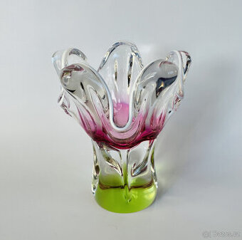 Váza 15.5 cm barevné hutní sklo J. Hospodka Chřibská