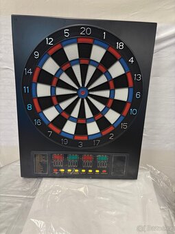 Elektrický terč na šipky s LCD
