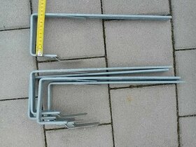 Hranaté háky pro okap