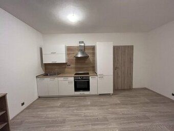 Pronájem bytu 1+kk - Uherské Hradiště