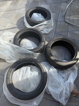 HANKOOK 215/45 R17 letní gumy