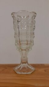 Váza masivní, lisované sklo, Art Deco, LORD, R. Schroter