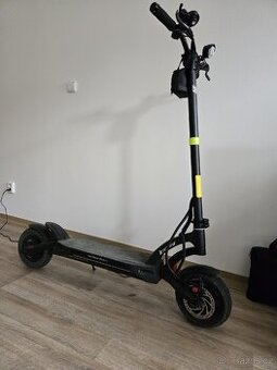 Elektrokoloběžka KAABO Mantis 10 PLUS CZ EDITION 2022