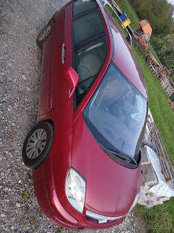 Díly z vozu Citroen C8 2,2 hdi