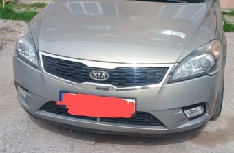 Koupím Kia ceed 2012-přední nárazník A3(světle béžová metal)