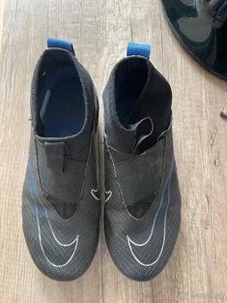 Kopacky Nike velikost 35.5