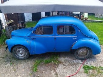 Renault 4CV