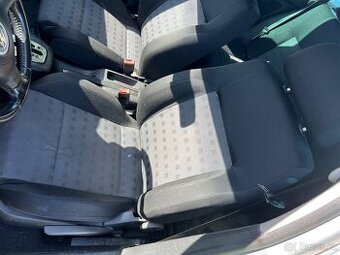 Sedačky VW Golf IV Variant