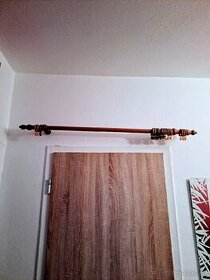 Dřevěná garnýž délka 115cm, 28mm jednořadá