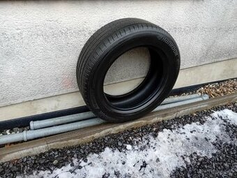 1x letní pneu Hankook 235/55 r17