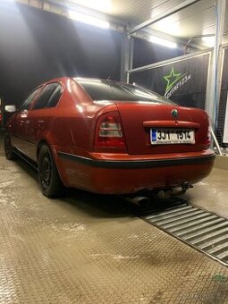 Škoda Octavia 1 díly