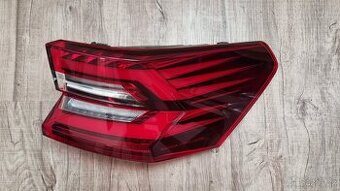 Škoda Kodiaq II, 57H945208 světlo pravý LED
