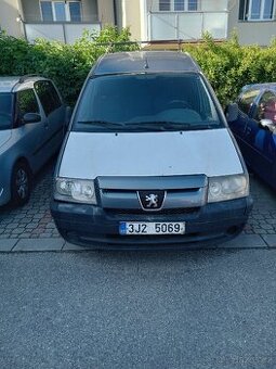 Peugeot expert 2.0 HDI rezervováno