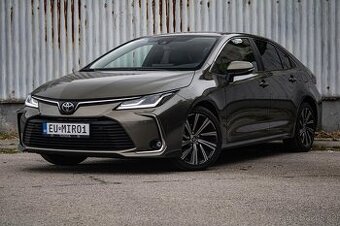 Toyota Corolla sedan Comfort tech style 92kw