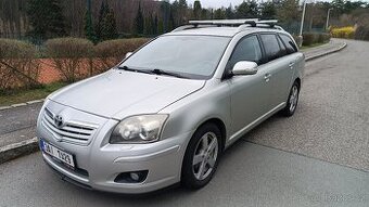 Toyota Avensis kombi T25 2.2D-4D 110 kW, super cena