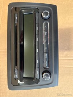 RÁDIO ŠKODA RAPID 5J0035161E