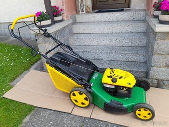 Benzínová sekačka Briggs-stratton 53 cm