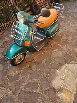 Prodám Vespa Cosa 200 GS