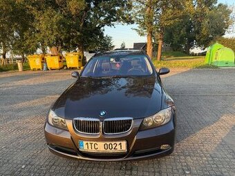 BMW e91 320i 125kw automat