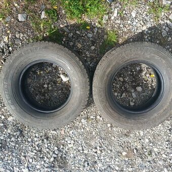 Letní pneu 225/75/16c 121/116