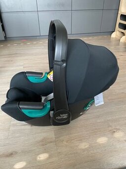 Britax Römer Baby Safe i-Size Vajíčko autosedačka