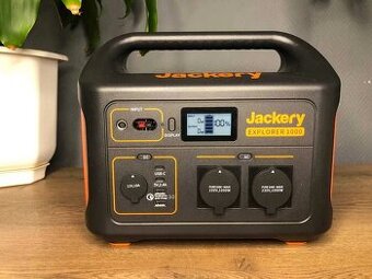 Jackery Explorer