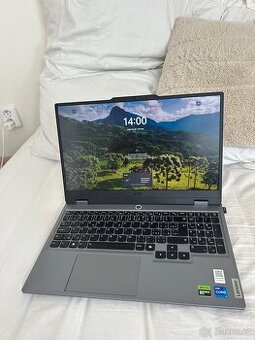 Herní Notebook Lenovo se zárukou na 3 roky.