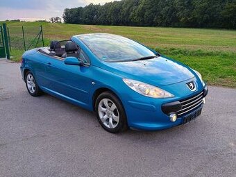 Peugeot 307cc / 2.0 16v // KRÁSNÁ // BEZ KOROZE