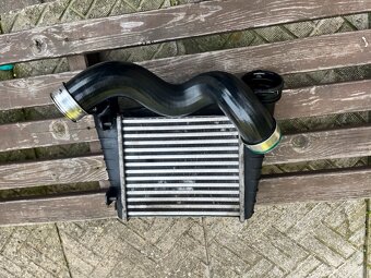 intercoler / Chladič turba - PASSAT B5.5 + Superb I