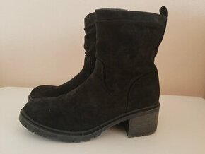 Dámské zimní kotníkové boty 41