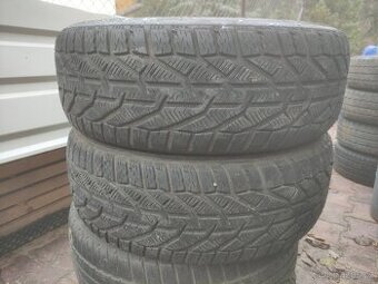 Zimni pneu 205/55 R15