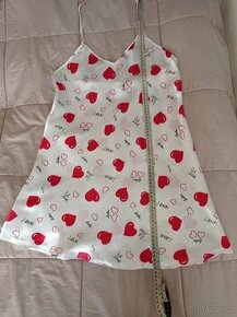 Noční košile saténová vel. S - M