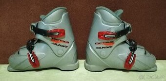 Dětské lyžáky zn. Munari, uvedená velikost na botě 269 mm