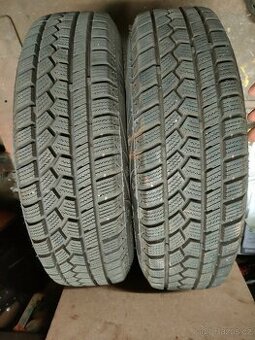 Prodám zimní pneu Goldline GLW1 165/70 R14