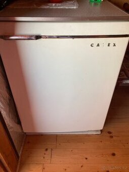 Retro lednička Calex