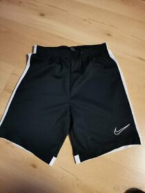 Dětské kraťasy Nike vel. 147-158