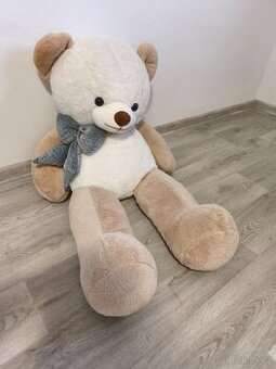 Plyšový medvěd