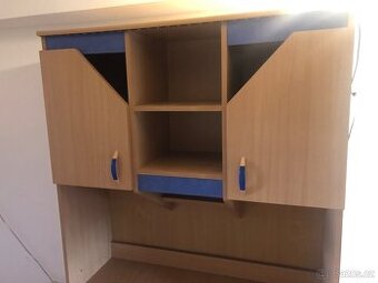 Skříňka s psacím stolem