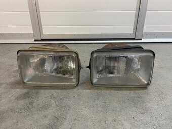Přední světla Škoda 120 l