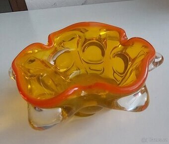 Popelník - hutní sklo