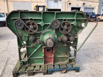 Píla rozmetacia, 800€