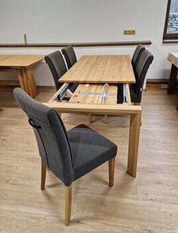 Sleva - Nový jídelní stůl dub masiv + 5 židlí