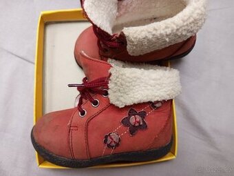 Zimní kotníkové boty zn. Baťa, vel. 22