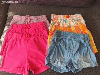 6x kraťasy vel.98/104