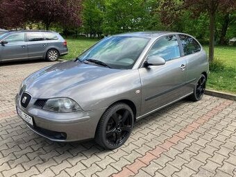 SEAT IBIZA 1.8T 110kw; 17" ALU; nebourané; klima; hudba
