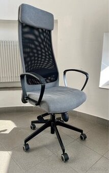 kancelářská židle IKEA Markus - světle šedá