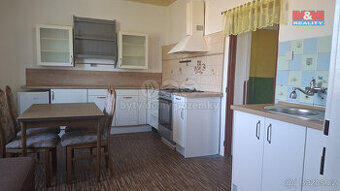 Pronájem bytu 2+1, 56 m², Plesná, ul. Kostelní - 1