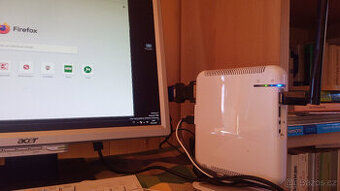 Mini PC, spolehlivé, včetně kabelu a redukce k monitoru